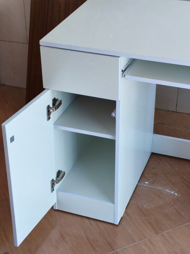 میز کامپیوتر مدل کاج