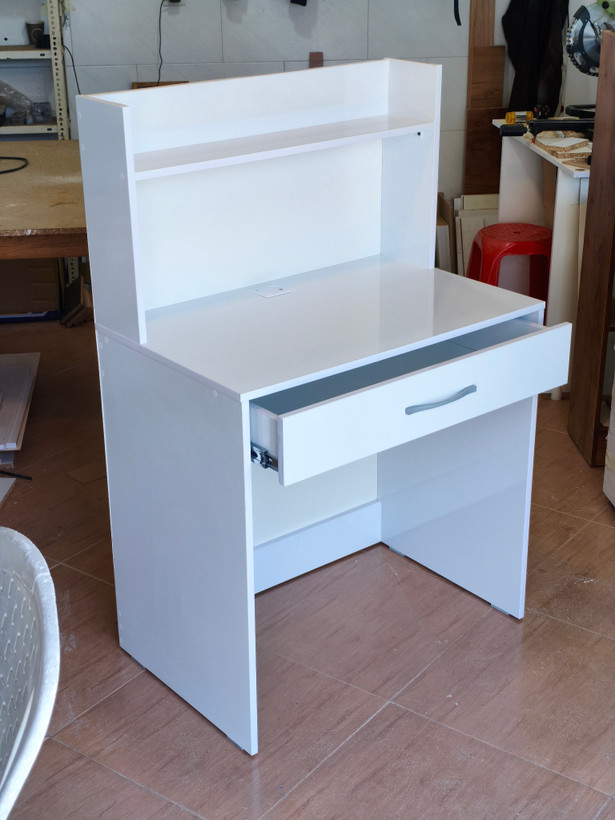 میز تحریر تک کشو کتابخانه دار ابعاد ۸۰ در ۵۰ مدل m102